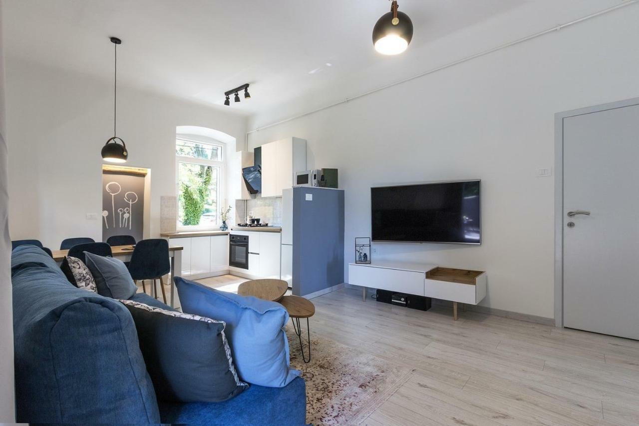 *** Lounge Terrace Apartment With The Harbour View / City Centre *** Pula Bagian luar foto