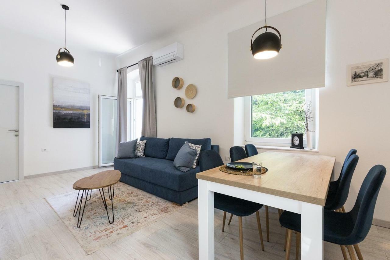 *** Lounge Terrace Apartment With The Harbour View / City Centre *** Pula Bagian luar foto