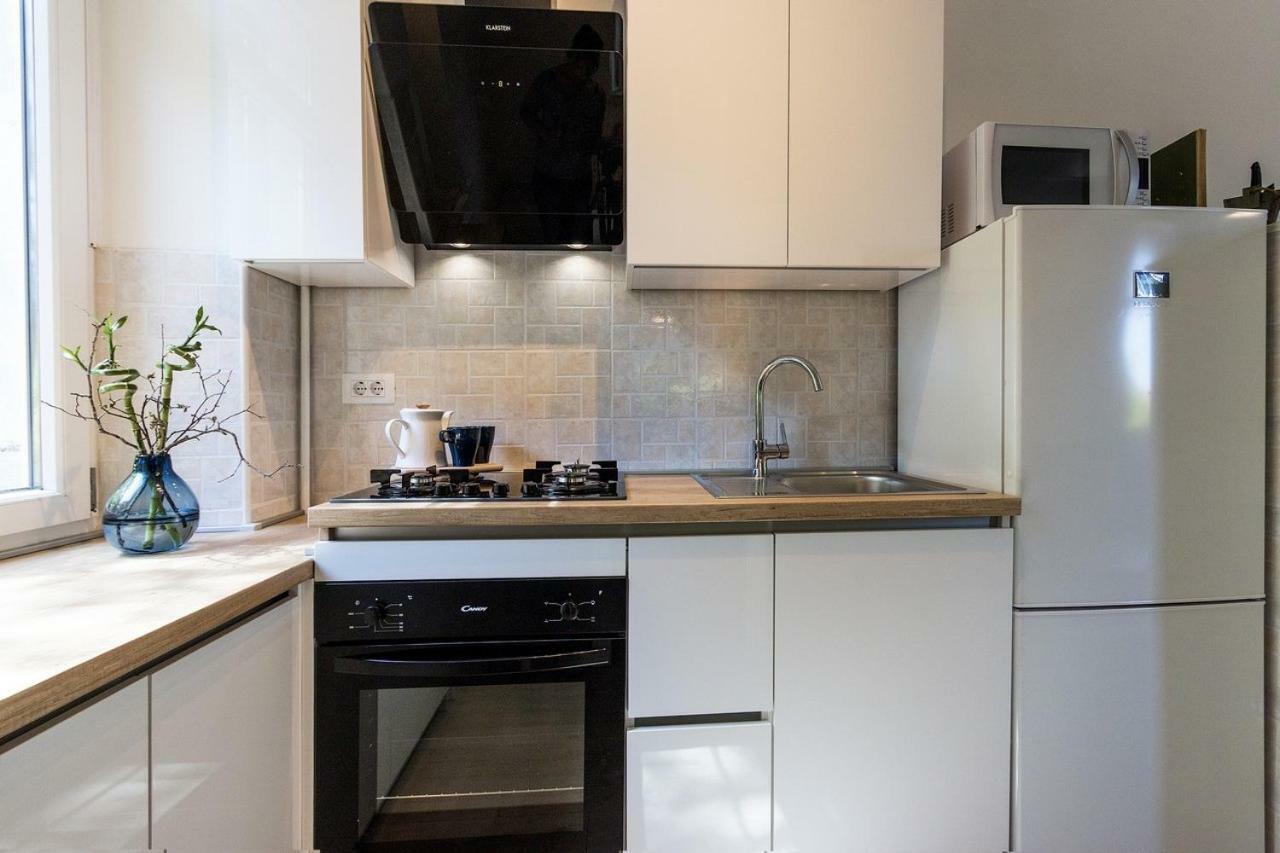 *** Lounge Terrace Apartment With The Harbour View / City Centre *** Pula Bagian luar foto