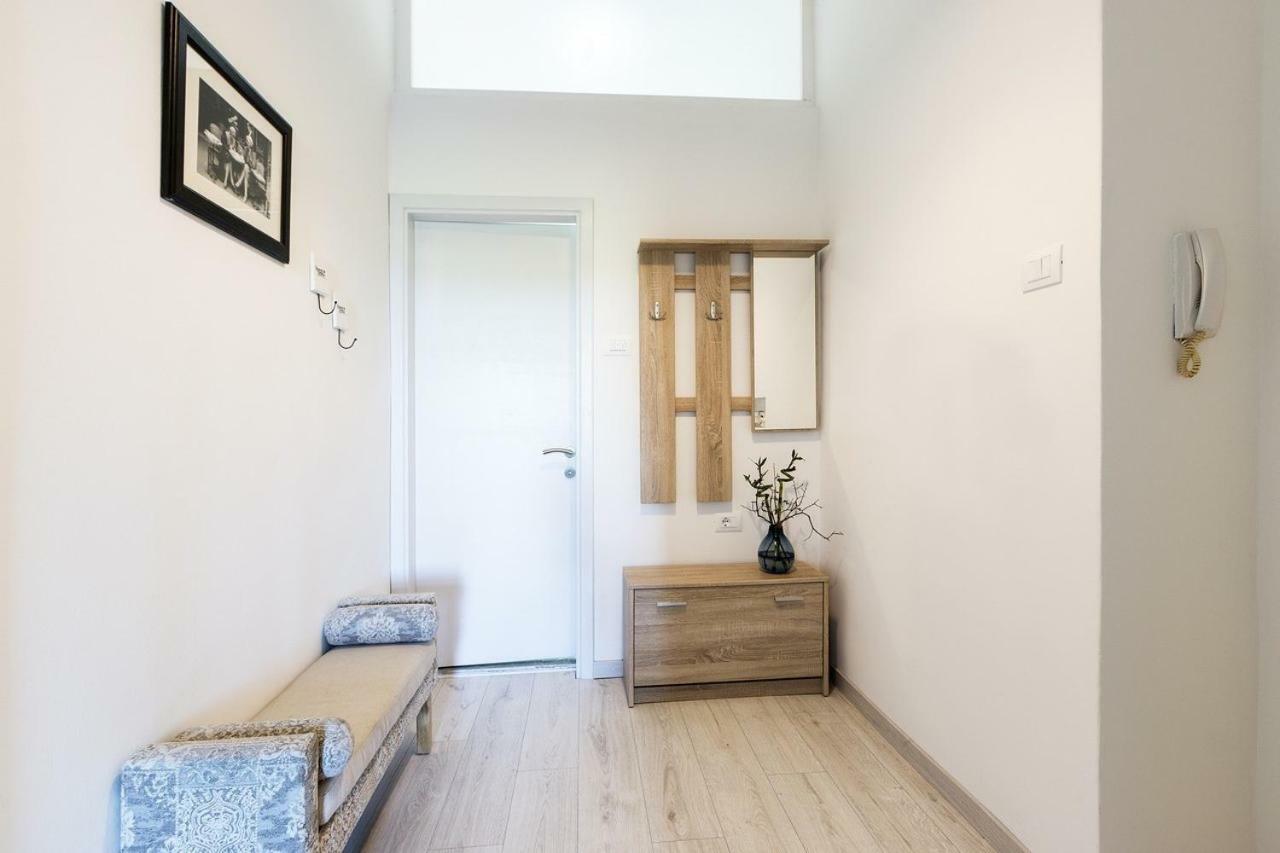 *** Lounge Terrace Apartment With The Harbour View / City Centre *** Pula Bagian luar foto